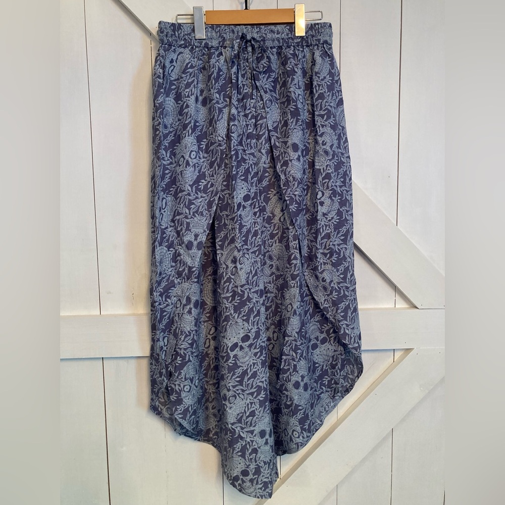 NWT Shiva Fashions Comfy Flowing Pants.